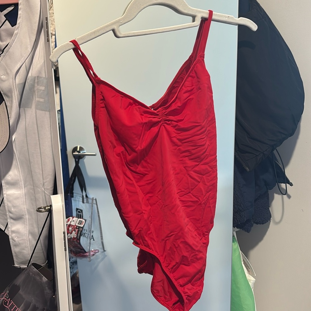 Bullet Pointe Pinch front Leotard